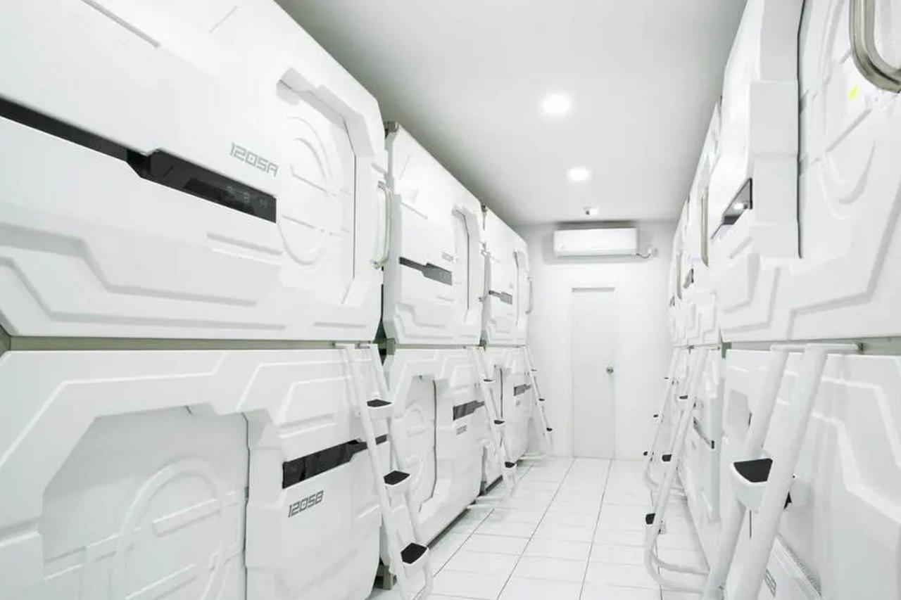 Reddoorz Hostel Near Taman Puring جاكرتا المظهر الخارجي الصورة