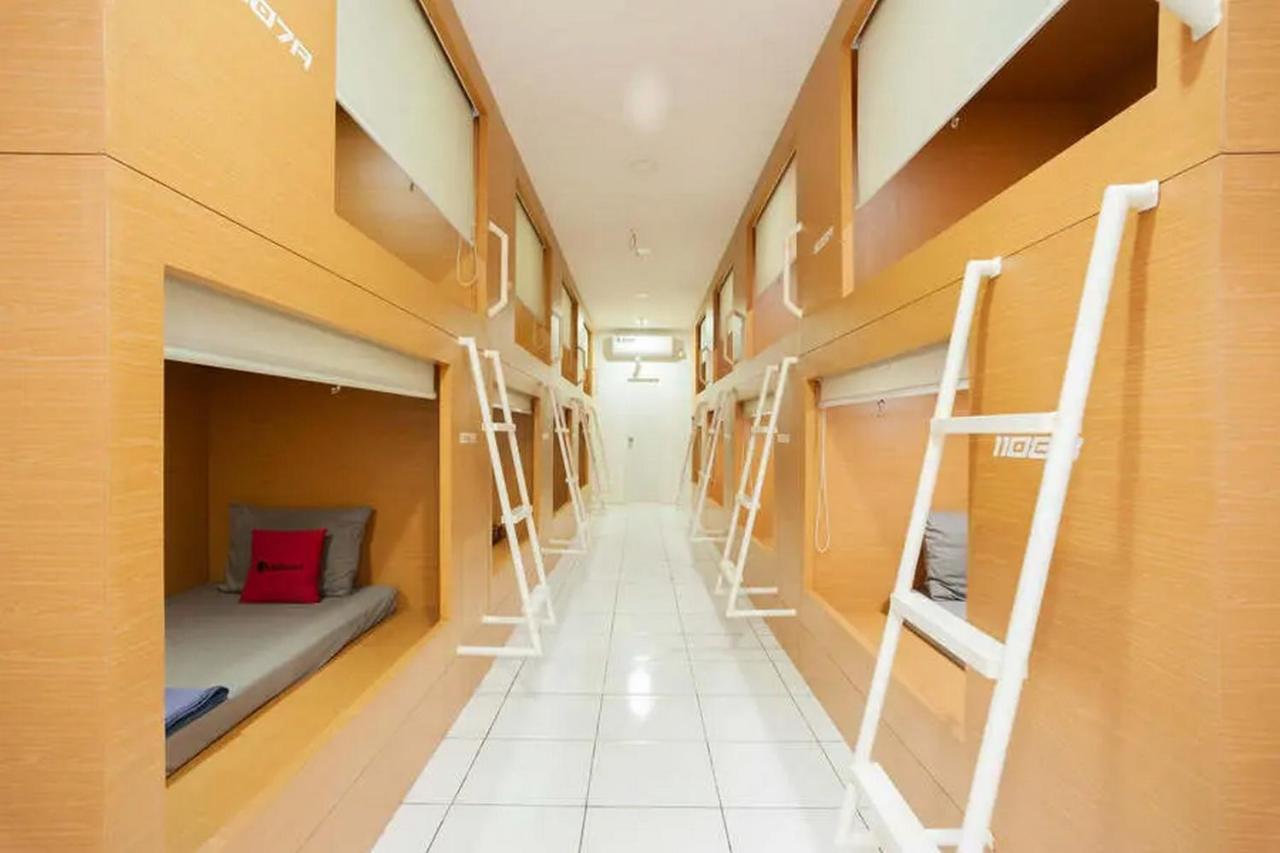 Reddoorz Hostel Near Taman Puring جاكرتا المظهر الخارجي الصورة