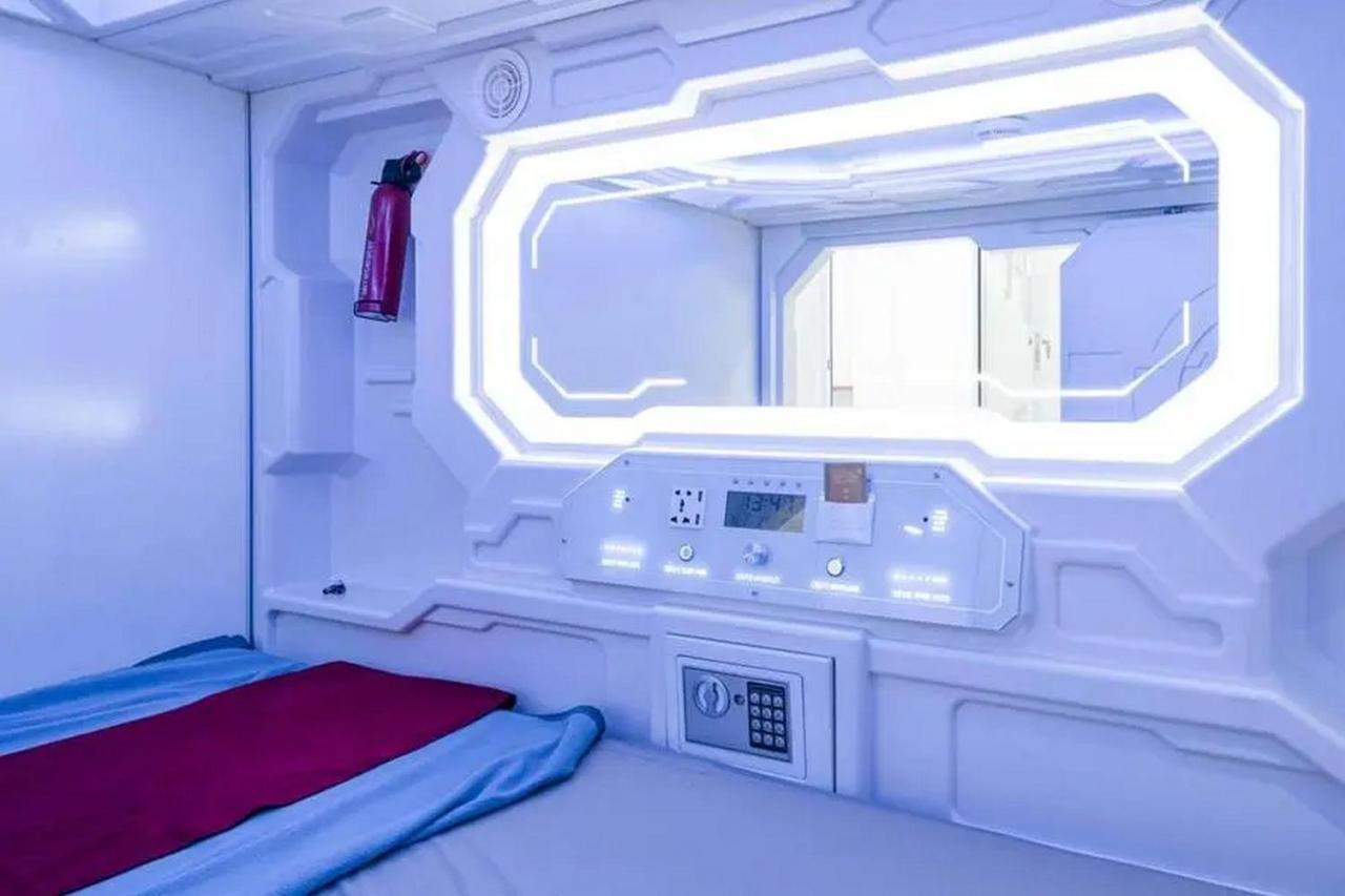 Reddoorz Hostel Near Taman Puring جاكرتا المظهر الخارجي الصورة